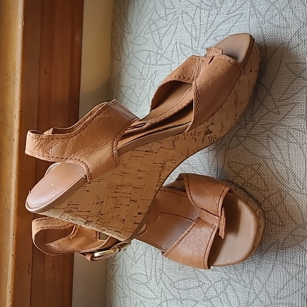 Franco Sarto Leather t strap heeled sandal